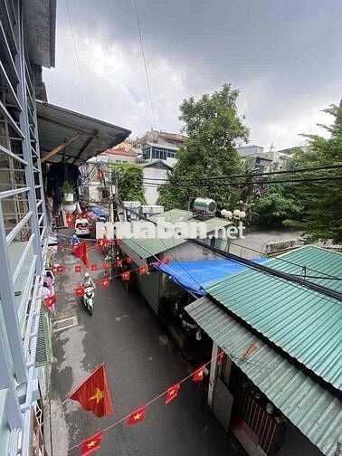 NHÀ TẬP THỂ TẦNG 2 SIÊU HIẾM - Ô TÔ ĐỖ CHÂN CẦU THANH