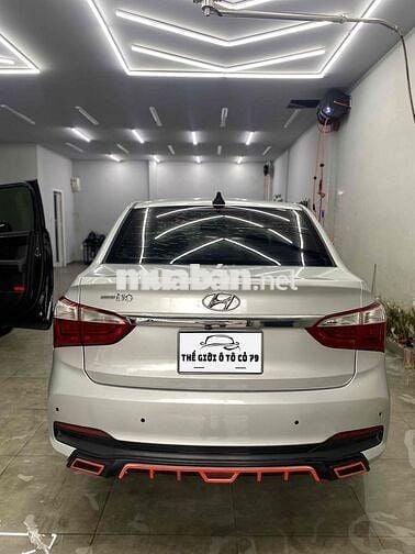 Hyundai Grand i10 2018 Sedan 1.2 MT - 110000 km
