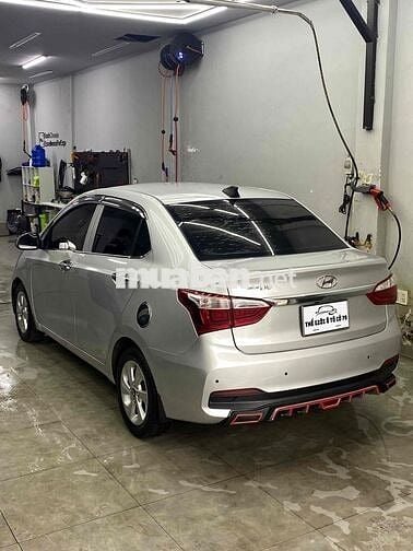 Hyundai Grand i10 2018 Sedan 1.2 MT - 110000 km