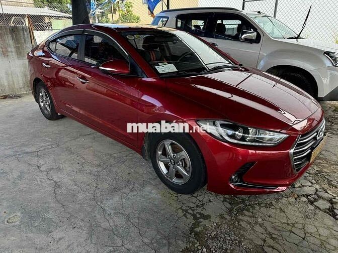 Hyundai Elantra 2018 1.6 MT - 99000 km