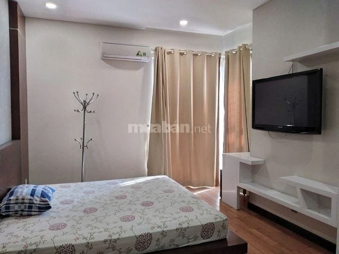 Cho thuê nhà mặt tiền Minh Phụng, P.10, Q.11 giá 25tr