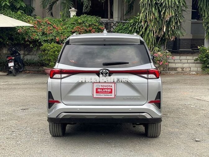 Toyota Veloz Cross 2022 CVT Top - 34000 km