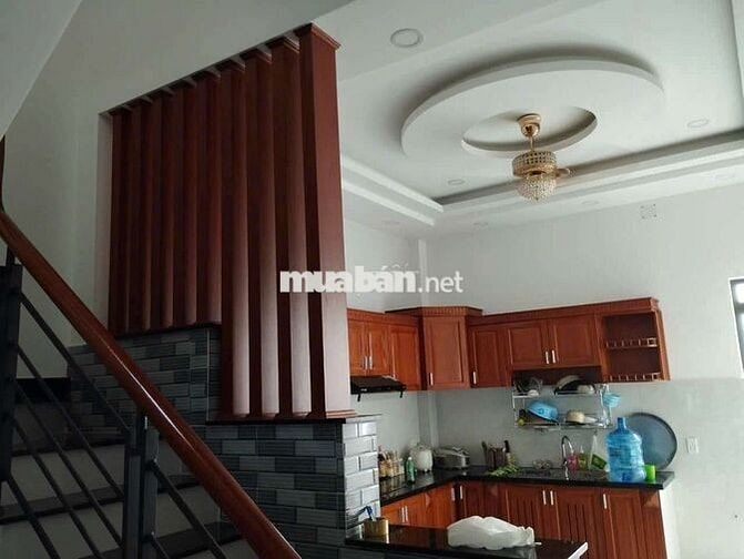 Cho thuê nhà mới Đông Hưng Thuận 06