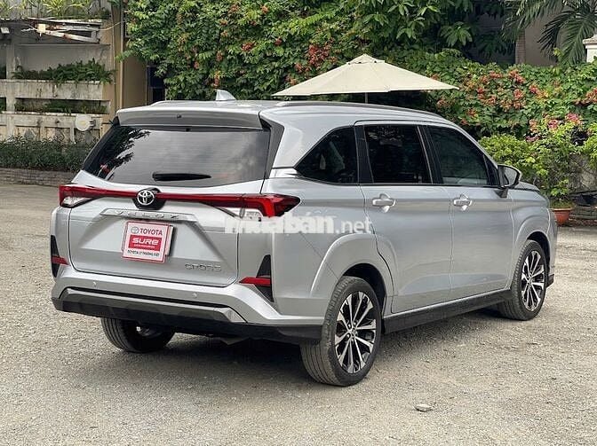 Toyota Veloz Cross 2022 CVT Top - 34000 km