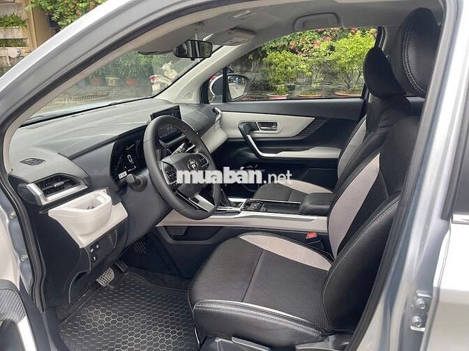 Toyota Veloz Cross 2022 CVT Top - 34000 km