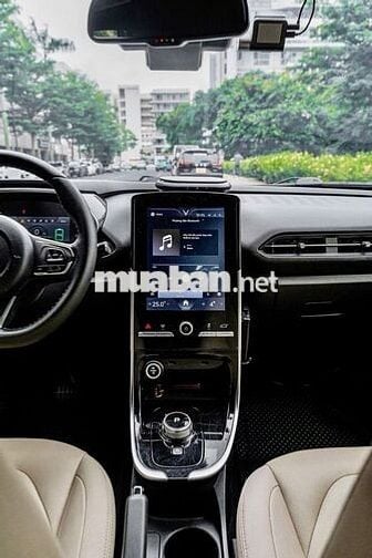 VinFast VFe34 2022  - xe của người hiện đại
