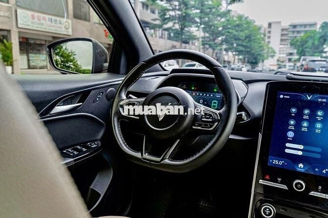 VinFast VFe34 2022  - xe của người hiện đại