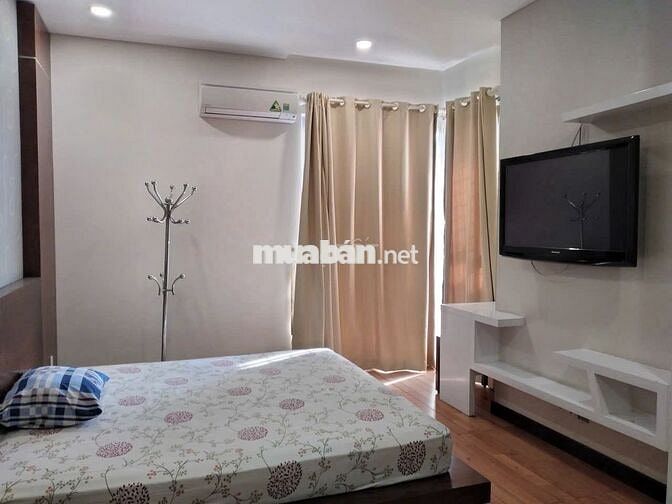 Cho thuê nhà mặt tiền Minh Phụng, P.10, Q.11 giá 25tr