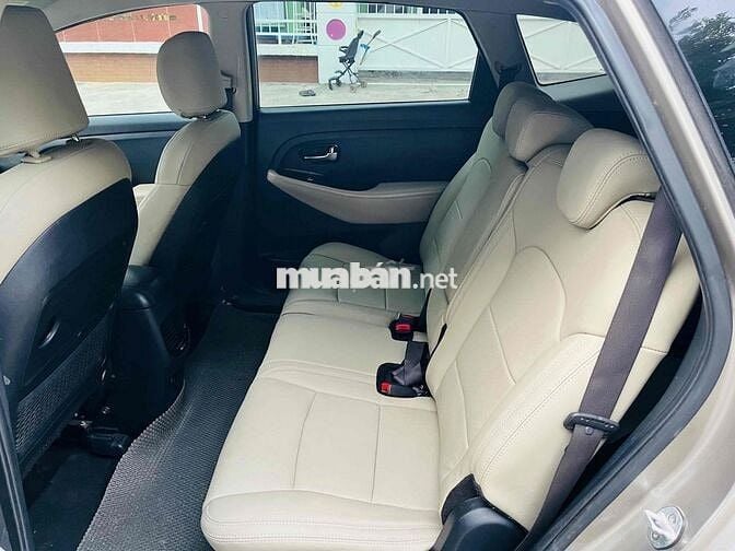 Kia Rondo 2018 2.0 GMT xe đẹp liền lạc