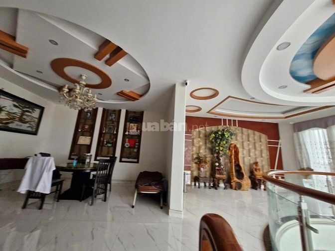 Biệt thự mặt tiền Long Hưng 179m2, 8x27m, H-5 lầu, 40 tỷ