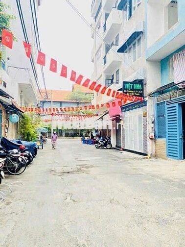 Cho thuê nguyên căn góc 2 mặt tiền quận 3 giá rẻ 30 triệu