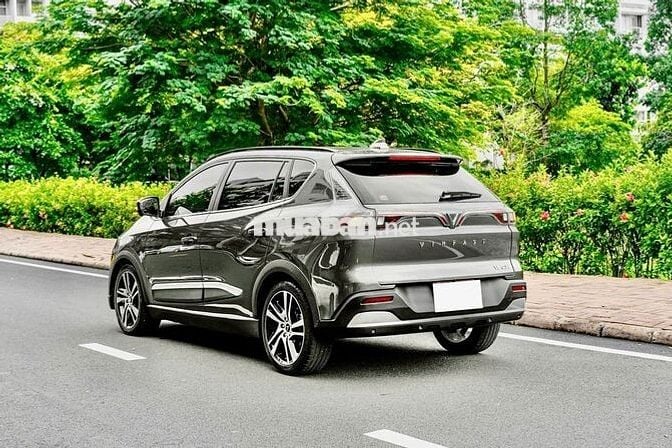 VinFast VFe34 2022  - xe của người hiện đại