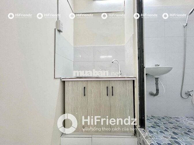 SIÊU PHẨM MỚI XÂY NGAY NGÃ TƯ 4 XÃ GẦN ĐẠI HỌC VĂN HIẾN FULL NỘI THẤT