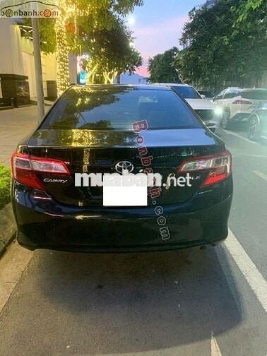Toyota Camry LE 2.5 2011