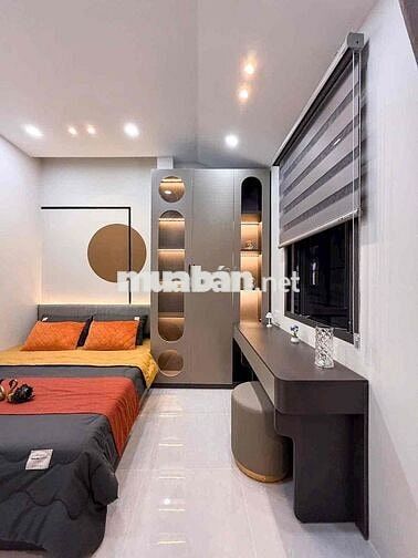 Nhà 2 mặt tiền HXH Nguyễn Thiện Thuật, Bình Thạnh