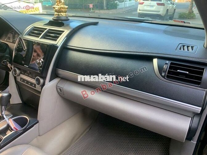 Toyota Camry LE 2.5 2011