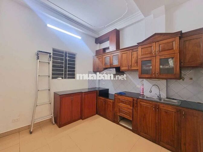 TÂY HỒ-NHÀ ĐẸP 5 TẦNG THỤY KHUÊ,  CÁCH MẶT PHỐ 15M CHỈ NHỈNH 260TR/M