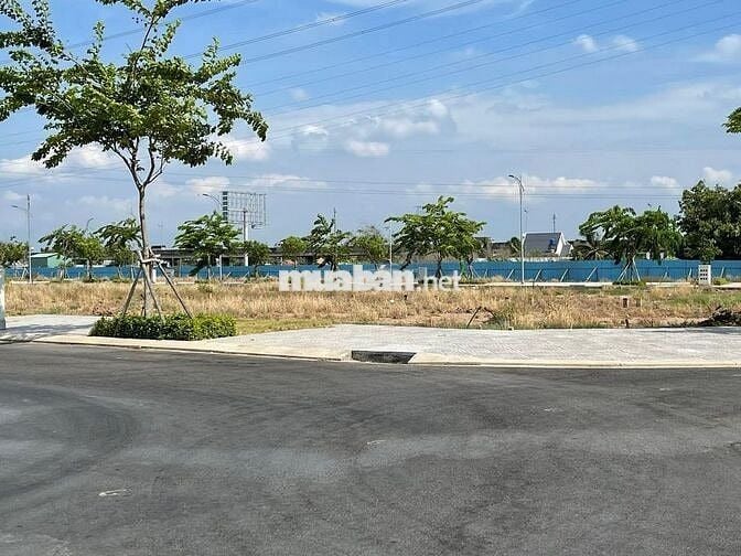 Chỉ 989 triệu/100m2 đất nền thổ cư,sổ sẵn,cách SBQT Long Thành chỉ 5km