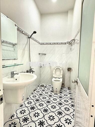 CHO THUÊ - CĂN HỘ 2PN - 50M2 - FULL NT - GẦN NGÃ 4 HÀNG XANH - 11TRX