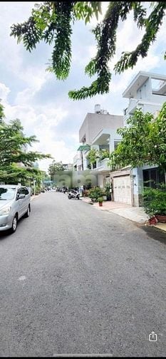 Cho thuê nhà mặt tiền Ba Vì (Cư xá Bắc Hải), P.15, Q.10 giá 25tr