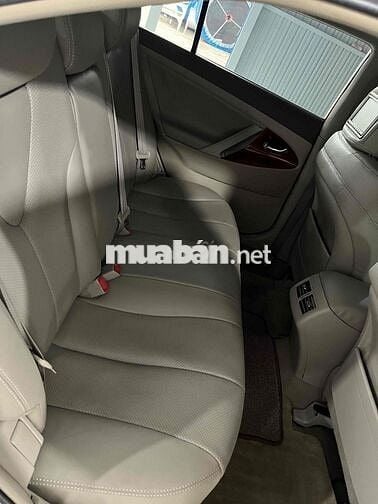 Toyota Camry 2008 XLE 2.4 - 150000 km