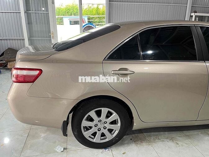 Toyota Camry 2008 XLE 2.4 - 150000 km
