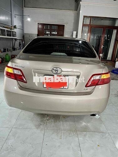 Toyota Camry 2008 XLE 2.4 - 150000 km