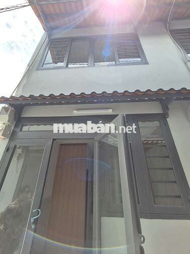 Bán  nhà vibang  mới  phun thổ cư