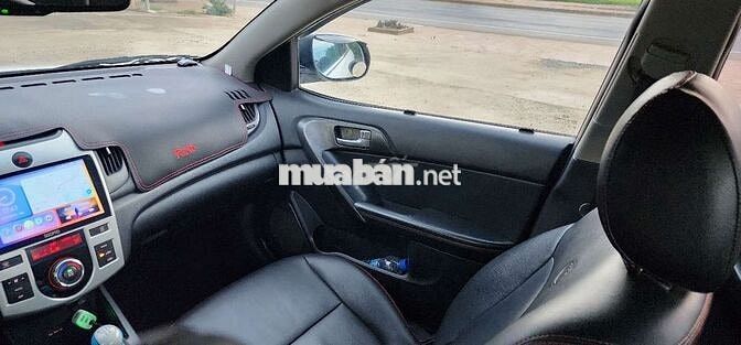 KIA FORTE 2010 SX 1.6 MT