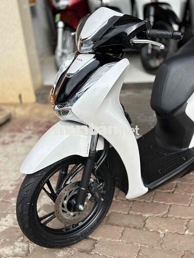 SH 150cc 2021 XE TRẮNG ĐEN Spoty