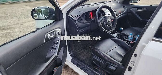 KIA FORTE 2010 SX 1.6 MT