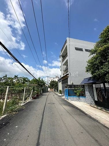 Bán nhà 2 lầu giá 7,5 tỷ phường Bình Trưng TP HCM