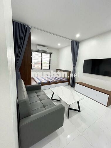 CHO THUÊ CĂN HỘ 1 PN CỬA SỔ SIÊU THOÁNG NGAY CẦU GIẤY