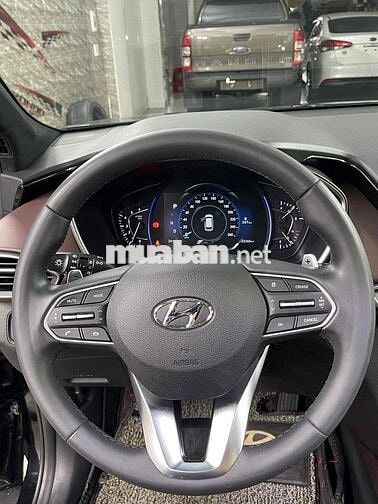 Hyundai Santa Fe 2020 2.2D Premium - 22000 km