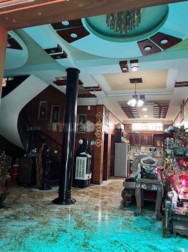 Biệt thự 3L mái Thái 1316m2 ngang khủng 53m đường 16m sát Tô Ký 56 tỷ.