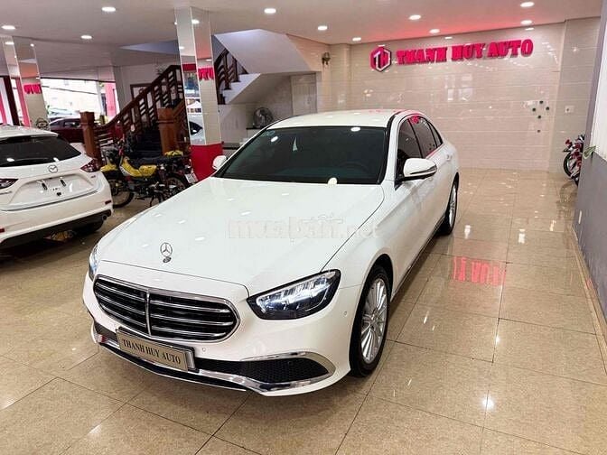 ❤️MER E200 EX TRẮNG NÂU 4.000KM 2022 🇻🇳🇻🇳🇻🇳