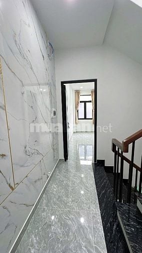 Bán nhà 2 lầu giá 7,5 tỷ phường Bình Trưng TP HCM