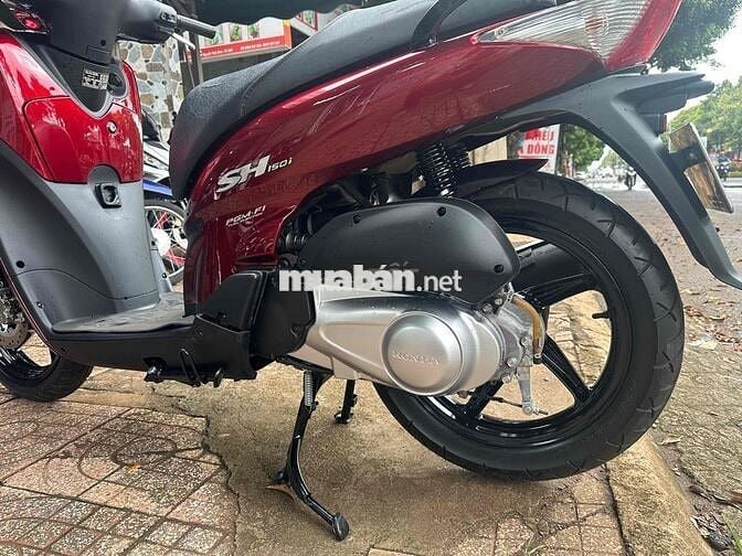 cần bán sh 150cc nhập ý xe rất đẹp