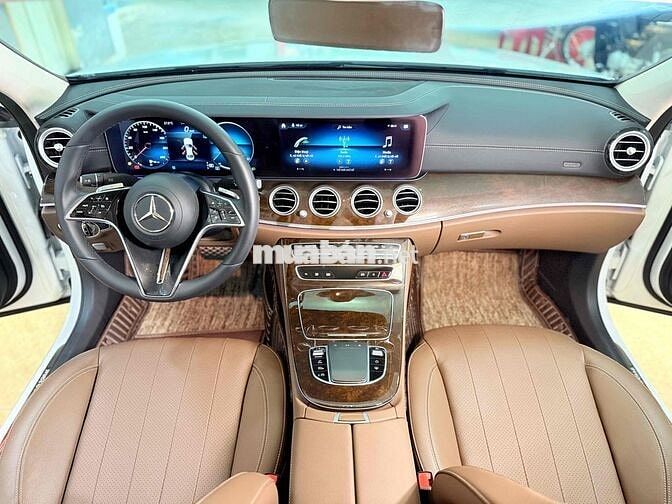 ❤️MER E200 EX TRẮNG NÂU 4.000KM 2022 🇻🇳🇻🇳🇻🇳