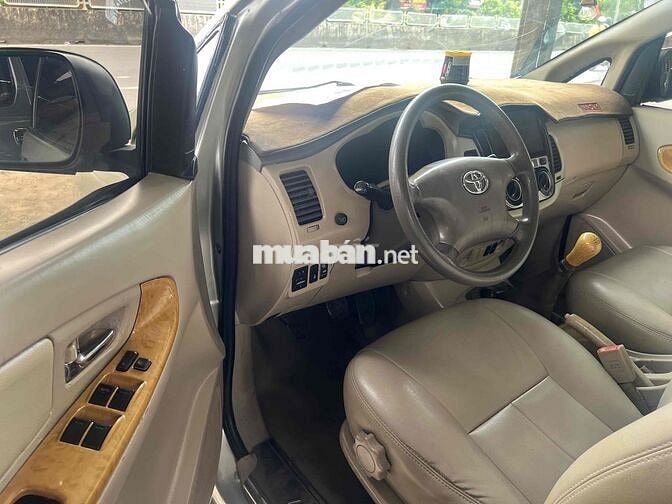 Toyota Innova 2007 G