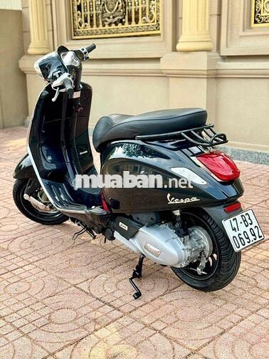 Cần bán VESPA Bản CARBON - Đặc biệt biển phố