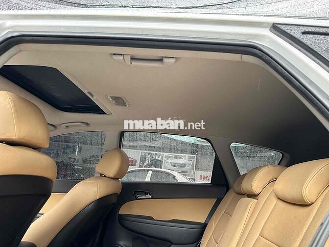 Hyundai i30 2010 CW 1.6 AT - 88000 km