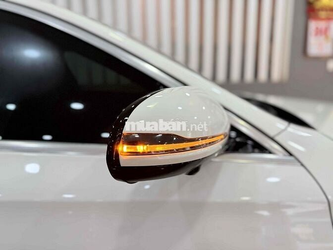 ❤️MER E200 EX TRẮNG NÂU 4.000KM 2022 🇻🇳🇻🇳🇻🇳