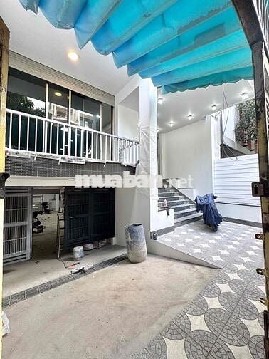 BIỆT THỰ PHÂN LÔ. DTICH KHỦNG. GẦN HỌC VIỆN CÁN BỘ.CÓ THANG MÁY HẦM XE
