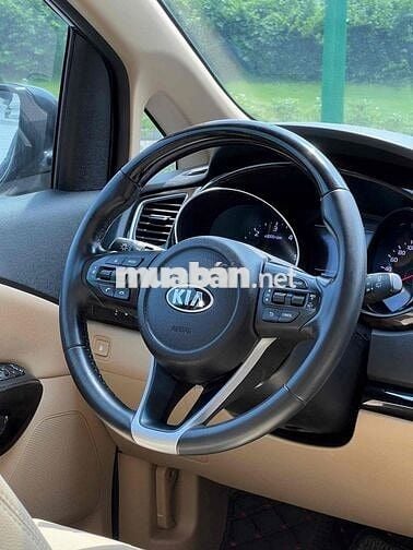 Kia Sendona Luxury 2.2 dầu 2018 - 90000 km