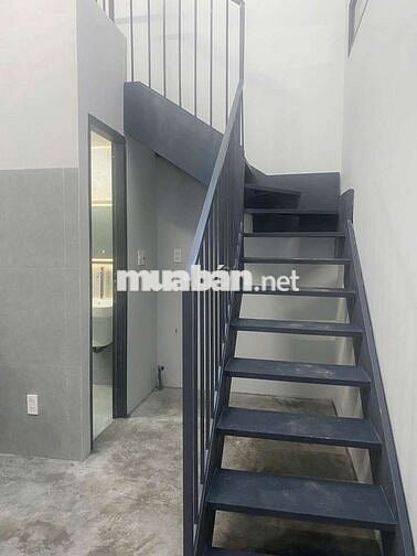 Cần cho thuê nhà P THT Q12.DT 4,5 x20  gác lửng nhà mới hẻm xe hơi
