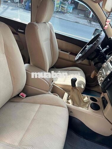 Ford Everest 2010 2.5L 4x4 MT - 130000 km