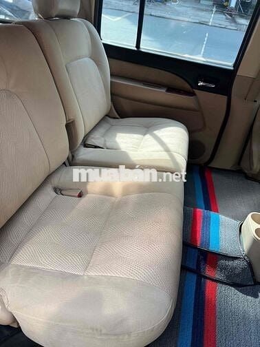 Ford Everest 2010 2.5L 4x4 MT - 130000 km