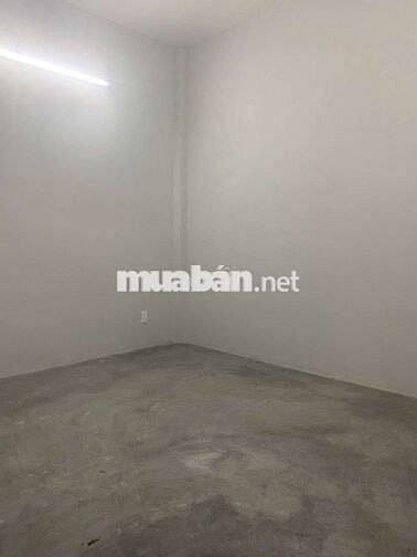 Cần cho thuê nhà P THT Q12.DT 4,5 x20  gác lửng nhà mới hẻm xe hơi
