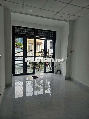 Nhà mới tinh 3.7x14m lầu góc 2MT hẻm. Gần ngã ba cây trâm GV